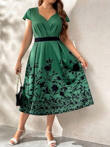 SHEIN Clasi 復古大碼印花連衣裙，褶皺A字裙擺及腰身設計 - 綠色 - 查看 6