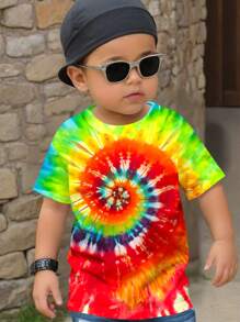 SHEIN Camiseta Casual de Tie-Dye com Impressão de Arco-Íris, Caimento Solto, Manga Curta, Adequada para o Verão, para um Garoto Jovem