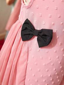 SHEIN Ärmelloses Rundhalsausschnitt Kleid mit Mesh-Splice für Baby Mädchen mit wunderschöner Schleifenverzierung