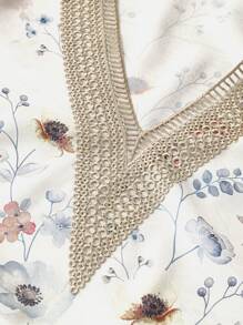 SHEIN LUNE 女士V領蕾絲邊短袖花卉襯衫 - 彩色 - 查看 4
