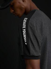 Coreblaze Camiseta Esportiva Casual de Manga Curta Estilo Namorado para Homens com Colarinho Trançado com Faixa de Letras - Preto - Visão 4