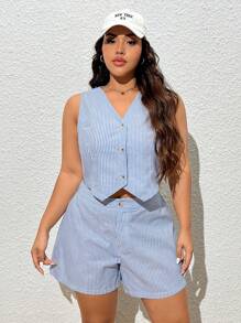SHEIN EZwear 大码夏季休闲条纹背心短裤套装，适合毕业季、返校季、秋冬季教师穿着。