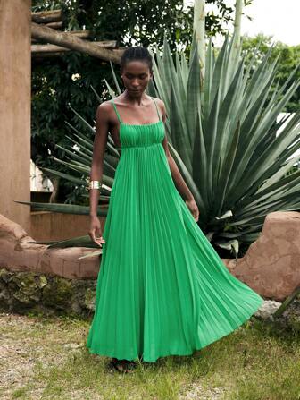 Maija 女式绿色飘逸连衣裙，夏季波西米亚海滩装，2025 年春夏时尚，无袖多层太阳裙