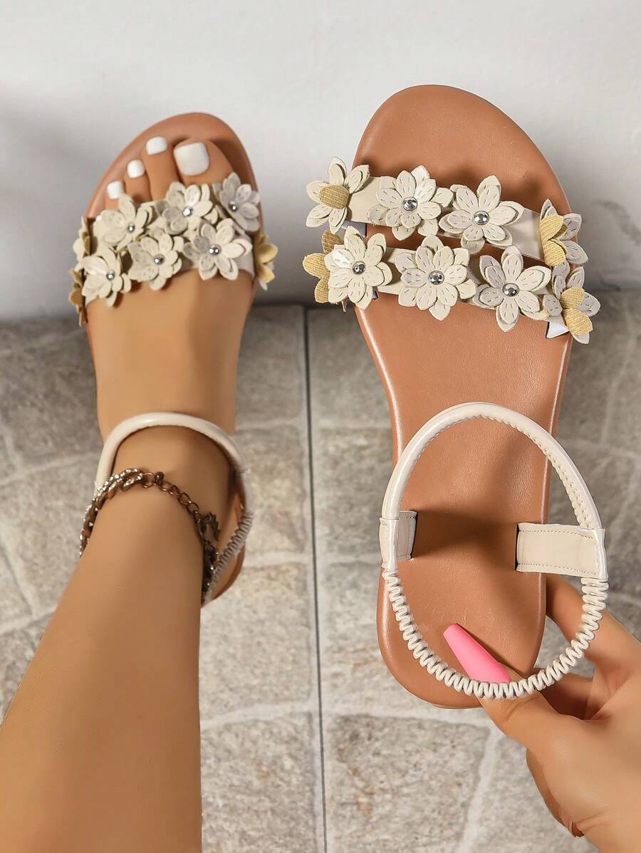 Women's Fashion Embroidered Comfortable Buckle Elastic Band Beach Wide Width Flat Sandals,Summer Outfits
