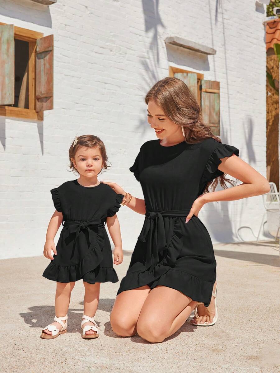 SHEIN Baby Girl Casual Summer Belted Solid Color Drop Shoulder Ruffle Asymmetrical Hem Dress - Black - View 1