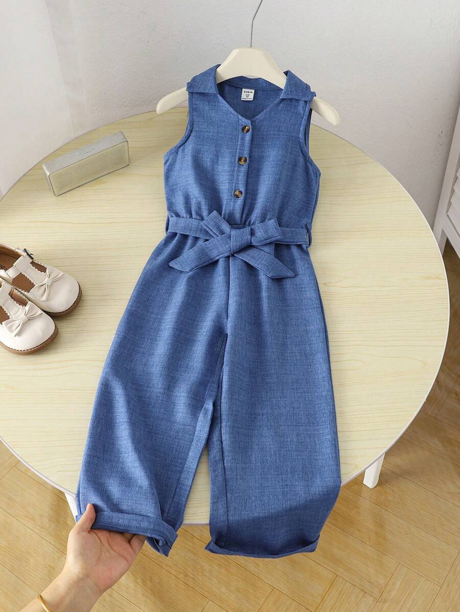 SHEIN Genkimix Kids 年轻女孩度假休闲时尚领口纽扣前连体裤，配腰带，采用舒适柔软的抗皱牛仔效果面料制成，非常适合秋季、野餐、郊游、姐妹装和日常穿着