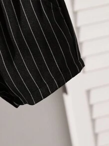 SHEIN Playful Pals 嬰兒男童條紋印花襯衫&短褲&披肩 - 黑與白 - 查看 6