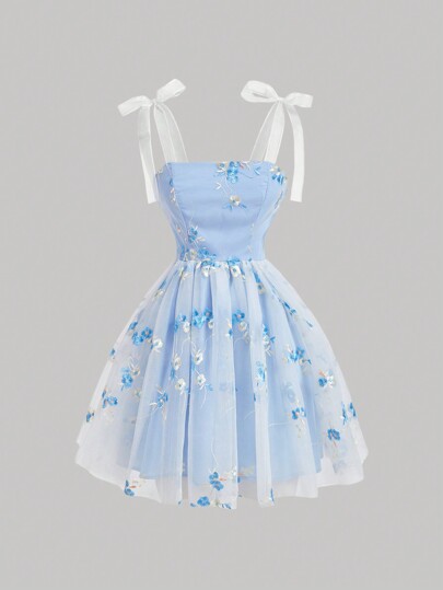 SHEIN MOD Vestido sencillo de uso diario para mujer con decoración de malla y adornos bordados, vestido bohemio casual para dama con contraste de malla, bordado, tirantes anudados, ajuste regular, vestido corto con mariposa azul, colorblock, floral, plantas, camiseta, vestidos cortos de mujer, primavera/verano, uso casual diario