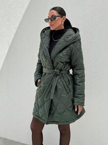 EURMUSE Hooded Quilted Long Warm Stylish Wintercoat With Belt