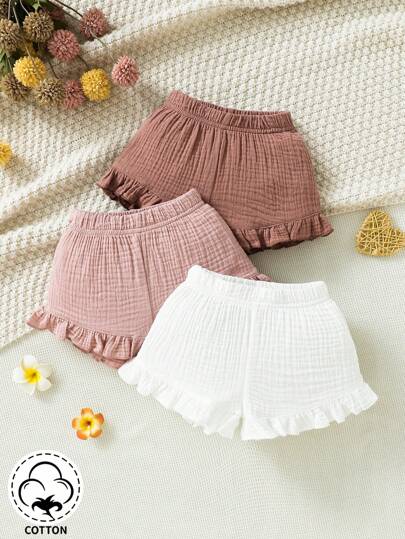 SHEIN Vintaside Kids 3-delat set med spädbarnskläder för flickor, inkluderar mjuka, bekväma shorts i vävt tyg med volangkant, perfekt för vardagsbruk, utomhusaktiviteter och sommar.