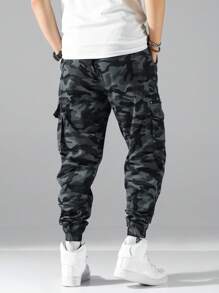 Manfinity Hypemode Loose Fit Men's Camouflage Cargo Joggers - Multicolor - View 3