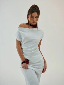 Aloruh New French Style Texture Fabric Oblique-Shoulder Design Elegant Slim Fit Bodycon Skirt Set - Beige - View 3