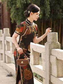 Elegant Cheongsam Chinese Dress With Floral Print - Black - View 3