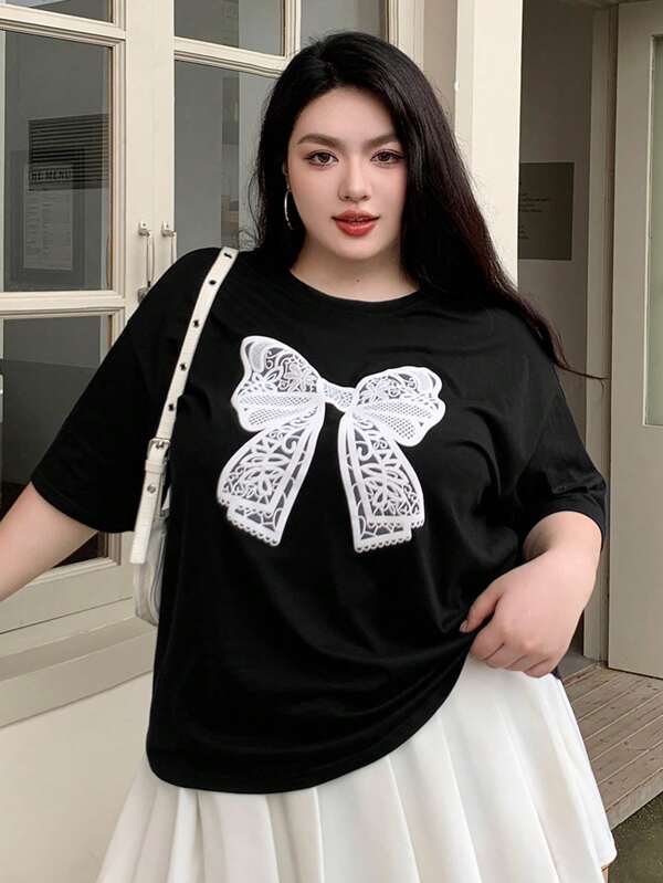 Dazy Plus Plus Size Loose Fit Round Neck Short Sleeve T-Shirt With 3D Bow Knot Printed Design Summer Cute Tops Oversized T-Shirt,Graphic Tees,Teacher Outfits