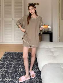 DAZY Simple Line Decor T-Shirt And Drawstring Elastic Waist Shorts, Homewear Set - Khaki - View 3