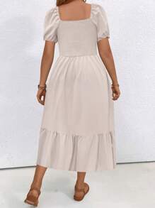 SHEIN LUNE 大尺碼純色泡泡袖假日休閒裙 - 杏色 - 查看 2