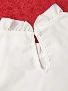 SHEIN Bé Gái Mùa Hè Ren Xù Tay Bướm Thiết Kế Thoải Mái Và Thoáng Khí Bộ Trang Phục Dự Tiệc Thích Hợp Cho Các Buổi Họp Mặt Ngoài Trời - Đen và trắng - Xem 3