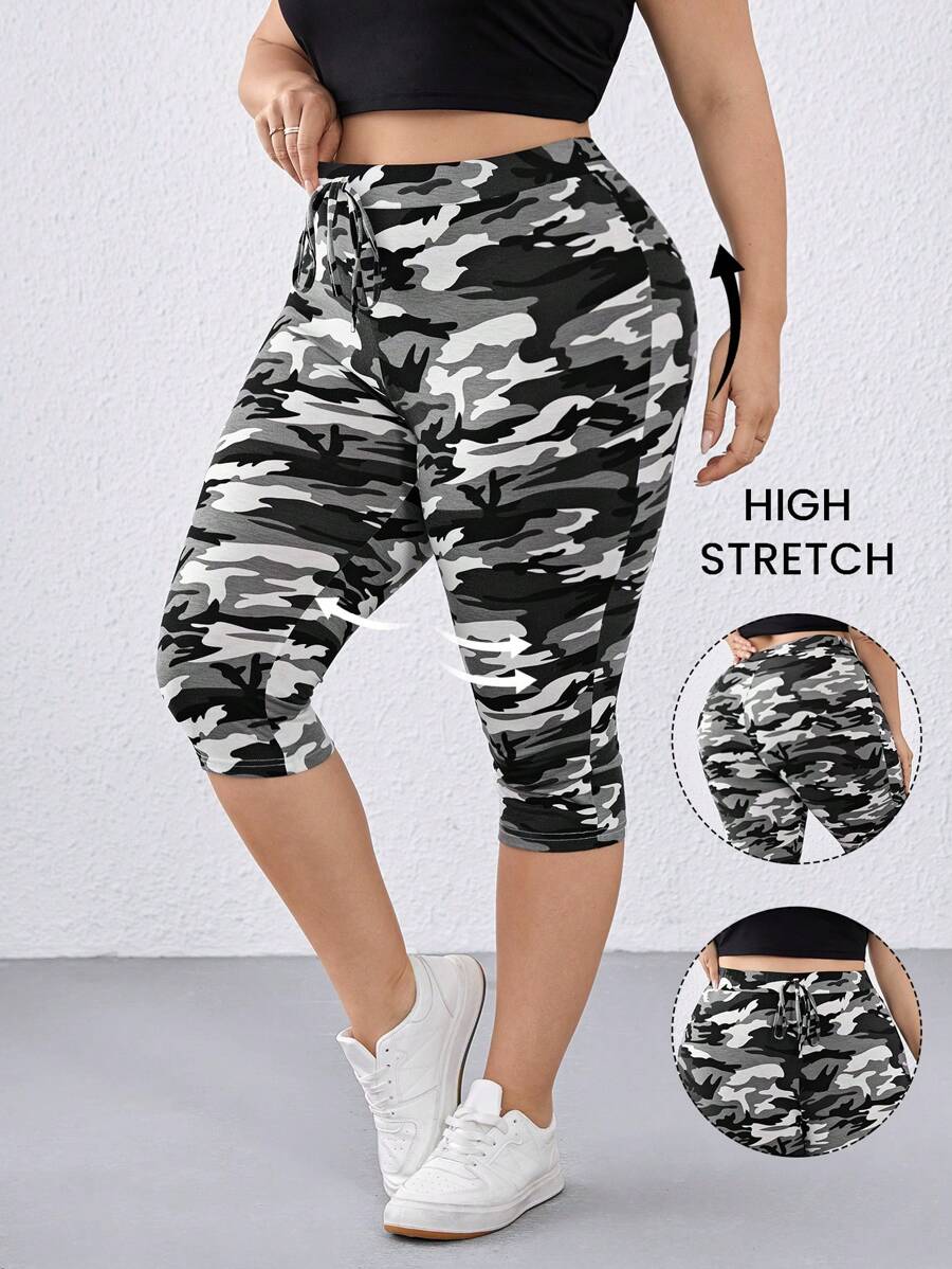 SHEIN Essnce Plus Size Women's Spring And Summer New Fashion Casual Music Festival Camouflage 7-Point Pants - Black and White - View 1