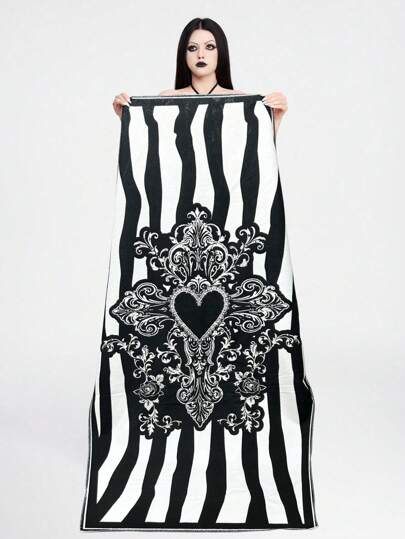 Goth 1pc Halloween Swimming Absorbing Large Towel, Ultra-Soft Microfiber Gothic Style Beach Towel