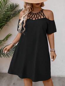 SHEIN CURVE+ Vestido diario sólido elegante de mujer de talla grande con hombros descubiertos - Negro - Ver 5