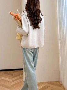 Áo khoác cardigan dệt kim cổ tròn dài tay trễ vai màu trơn đơn giản dành cho nữ, mùa thu/đông - Màu be - Xem 2