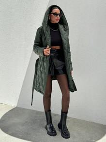 EURMUSE Hooded Quilted Long Warm Stylish Wintercoat With Belt