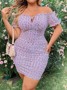 Flirla Bodycon Kleid Große Größen für Damen mit Rüschen, Off-Shoulder Blumendruck und kurzen Ärmeln für den Urlaub