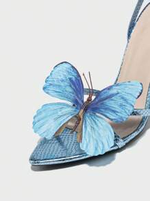 Sandalias de tacón alto para eventos y uso al aire libre de mujer, con puntera puntiaguda, estampado de serpiente metálico, decoración con mariposa y floral, y hebilla de tobillo, elegantes y sexys, color azul claro para el Día de San Valentín