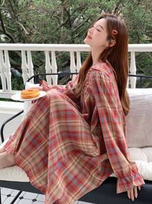 DAZY 格子呢系带荷叶袖睡裙，秋冬款 - 紅色 - 查看 5