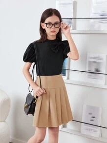 SHEIN Tween Girl Puff Sleeve Decorated Bowknot Stand Collar T-Shirt, Pleated Schoolgirl Skirt 2pcs/Set - Black - View 6