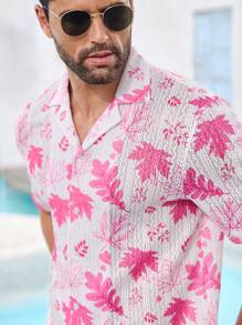 Manfinity VCAY Woven Casual Men's Fashionable Short Sleeve Shirt And Shorts Set, Loose Fit, Palm Leaf Pattern, Suitable For Daily Wear, Vacation, And Leisure