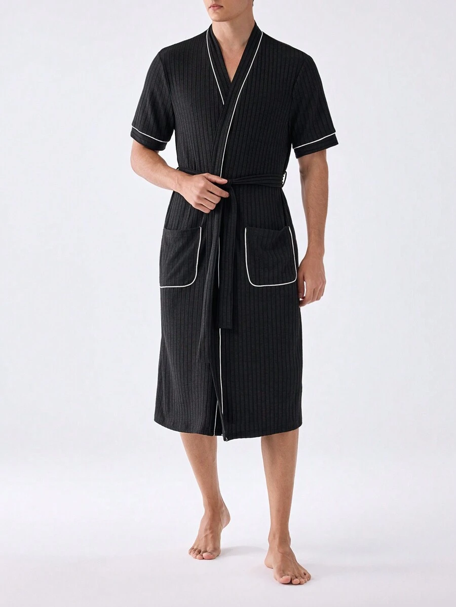 Bata de dormir para hombres con cinturón y ribete de contraste
