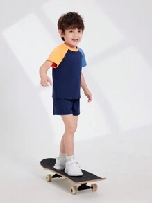 SHEIN Young Boy's Summer Color Block Round Neck Short Sleeve Top And Shorts Casual Sports Set - Multicolor - View 5