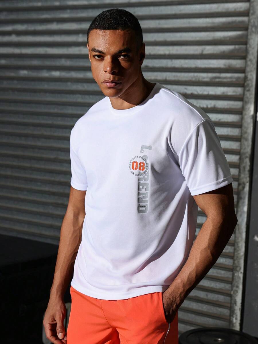 Manfinity Sport Corelite 男友风男士简约印花短袖圆领T恤 8008 - 白色 - 查看 1