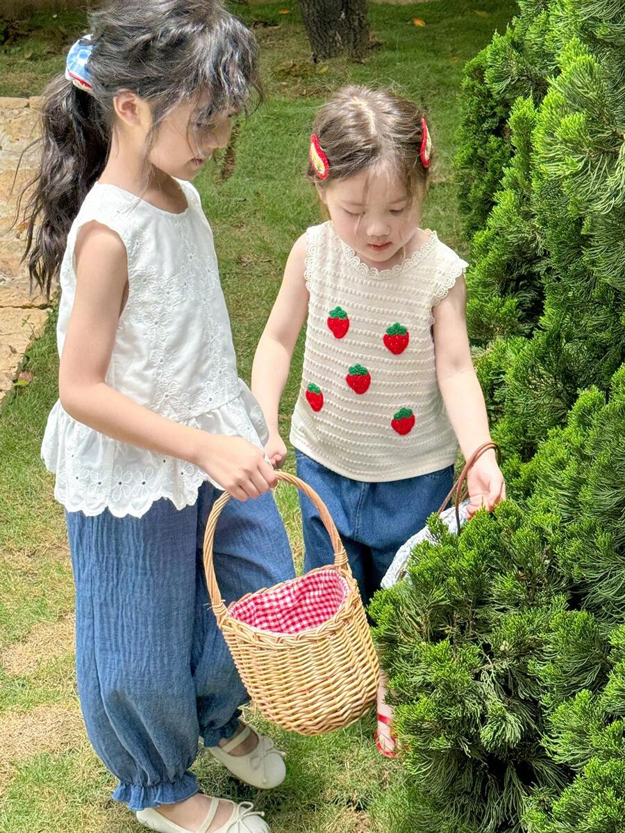 SHEIN Little Girls' Sleeveless Round Neck Burnt-Out Flower Top And Pants Set With Ruffled Hem - Multicolor - View 1