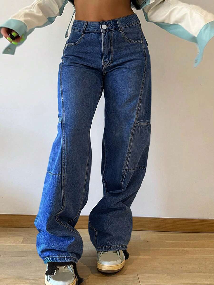 Quần jeans ống đứng kiểu boyfriend phối nhiều mảnh dành cho nữ, phong cách thường ngày mùa xuân.