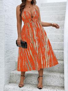 SHEIN Clasi 渲染印花大碼夏季無袖短裙，雙肩頸後空心設計，適合音樂節