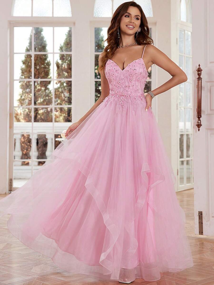 Vestido Longo de Formatura Elegante com Alças Finas Rosa, com Corpete Bordado e Saia de Tule com Babados, Perfeito para Festa