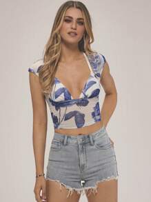 Forever 21 Graphic Print Draped Crop Top For Summer - Blue - View 6