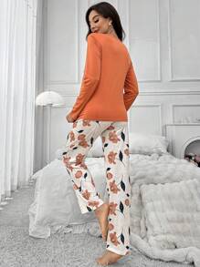 Floral Print Pocket Patched Long Sleeve Tee & Pants PJ Set / Pajama Set, Fall Winter Clothes - Orange - View 2