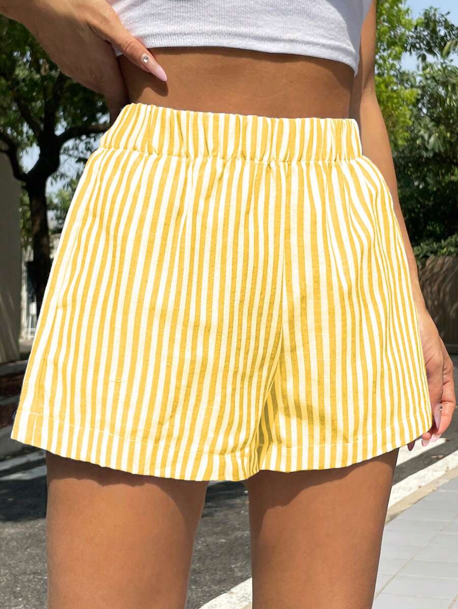 SHEIN EZwear Quần short rộng rãi sọc vàng cỡ lớn - Nhiều màu - Xem 1