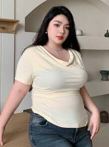Dazy Plus 大码纯色垂领修身短袖 T 恤 - 杏色 - 查看 1