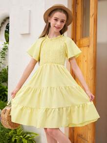 Vestido de línea A con cuello redondo, mangas con volantes y cintura elástica en unicolor tejido, adecuado para salidas y vacaciones de verano para niñas preadolescentes - Mostaza Amarilla - Ver 3