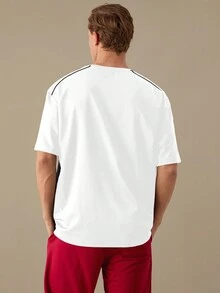 Manfinity RebelGame Áo thun nam có họa tiết chữ cái dáng rộng vừa vặn - trắng - Xem 2