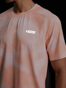 Manfinity Running Boyfriend Style Men's Letter Camouflage Printed Crew Neck Raglan Sleeve Short Sleeve Daily Fitness Sports T-Shirt