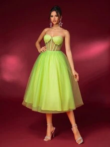 SHEIN Belle Elegant And Vibrant Fluorescent Strapless Bra Cup, With Back Ties And High Waist. Pleated And Fluffy Chiffon Dress, Perfect For Graduation Parties, Afternoon Tea, Gatherings, And Cocktail Parties.