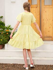 Vestido de línea A con cuello redondo, mangas con volantes y cintura elástica en unicolor tejido, adecuado para salidas y vacaciones de verano para niñas preadolescentes - Mostaza Amarilla - Ver 2