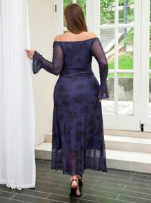 SHEIN Privé Plus Size Elegant Artistic Floral Printed A-Line Abaya Dress With Tight Waist And Slit Cut, Green - Dusty Purple - View 2