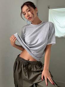 DAZY 基本款拼色二合一短袖女式 T 恤 - 黑與白 - 查看 3