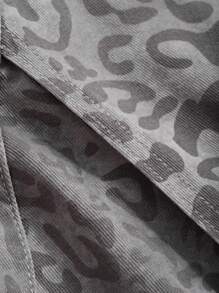 DAZY Women's Leopard Print Fashionable Loose Denim Skort